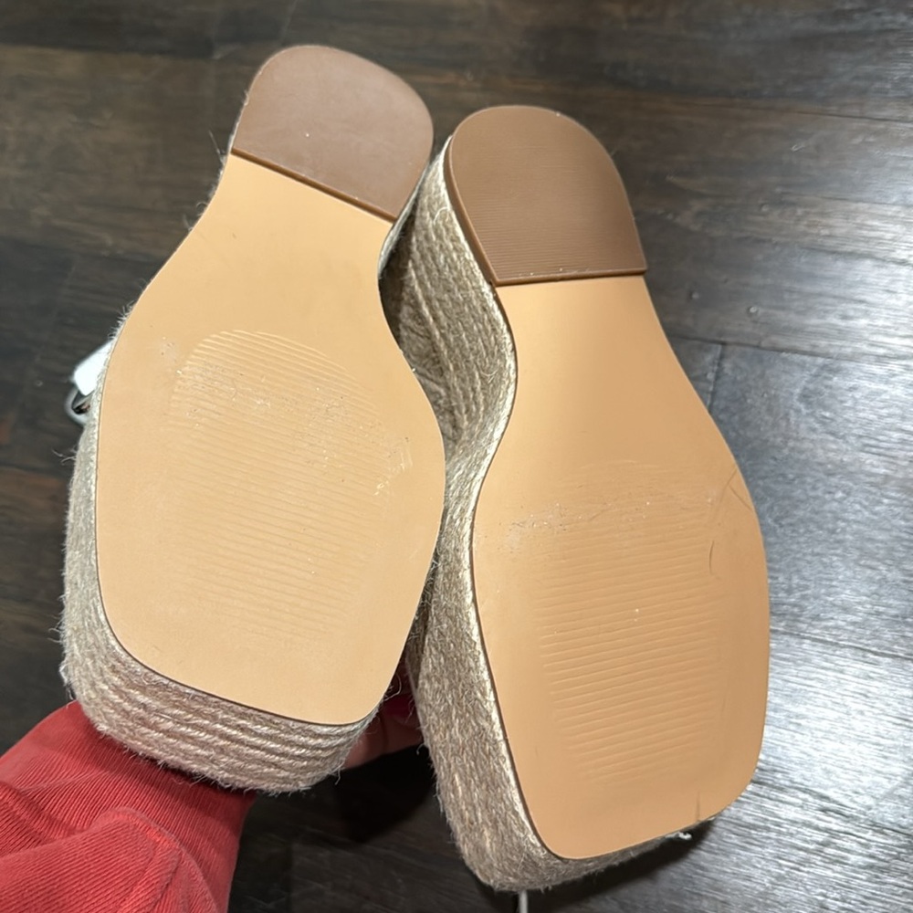 NWOT Steve Madden wedge patten leather strap size 9 - Picture 3 of 6